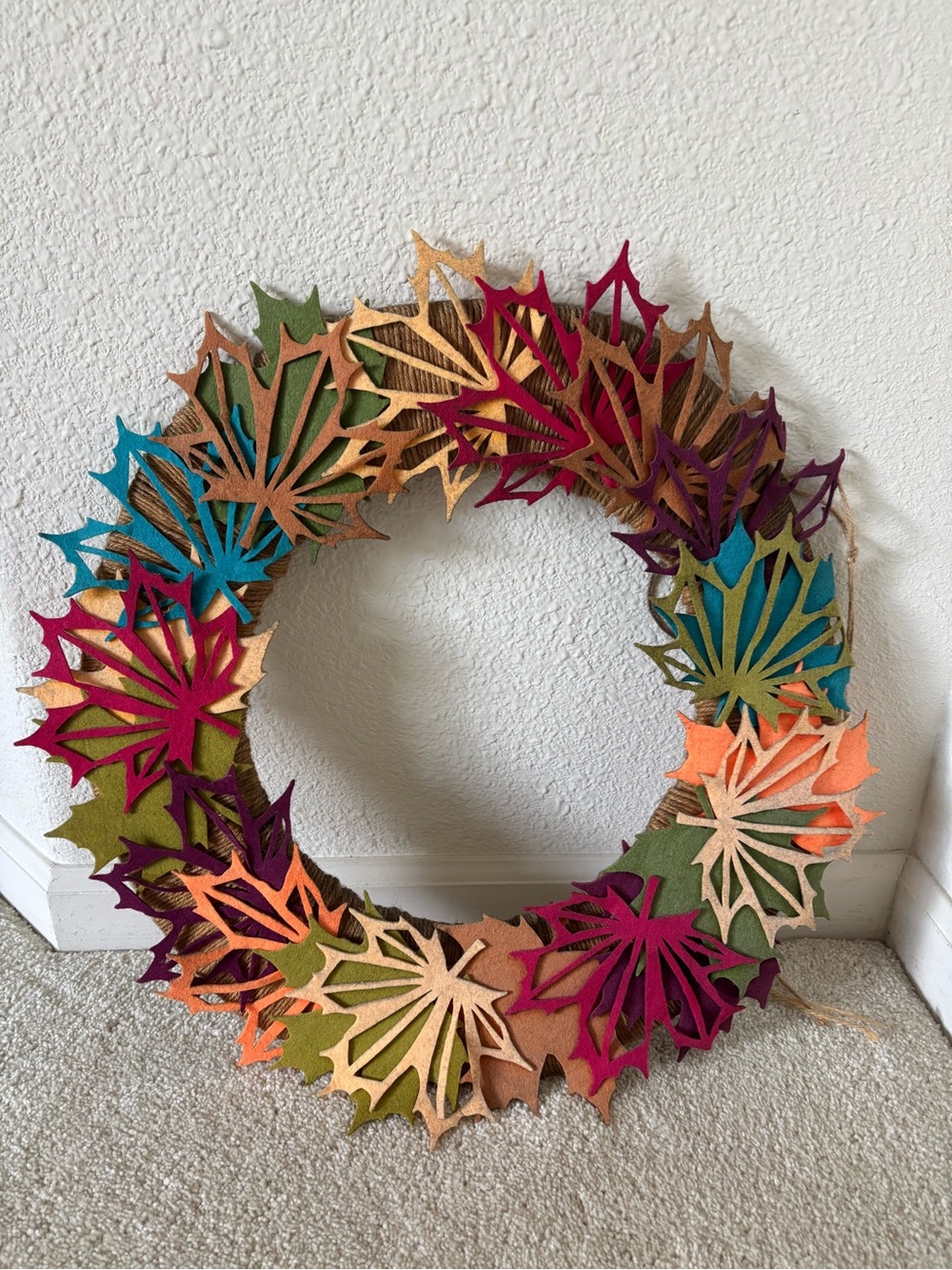 Felt Leaf Wreath - Home Holiday Decor